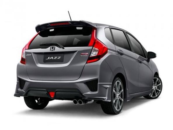 Hinh-anh-minh-hoa-cho-thiet-ke-duoi-xe-Honda-Jazz-RS