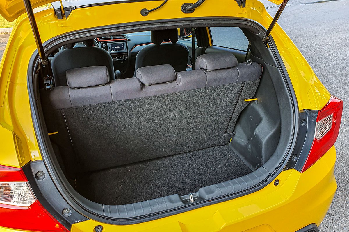 honda-brio-2019-oto-com-vn-23-012c