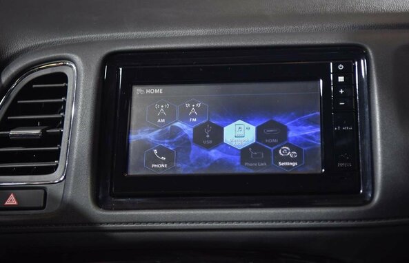 man-hinh-dieu-khien-cua-Honda-HRV